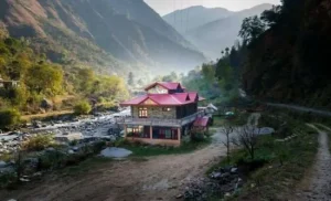 Tirthan-Valley-A-Must-Visit-Destination-for-Nature-Lovers