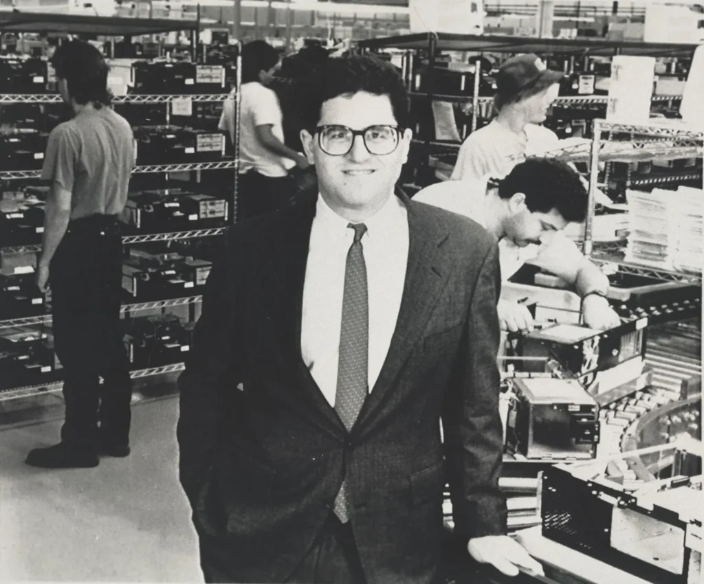 how-michael-dell-built-billion-dollar-empire-college-dropout
